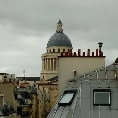 Place Maubert Centre Vue Contemporain Climatisation Ascenseur Parigi